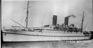 HMT_Empire_Windrush_FL9448