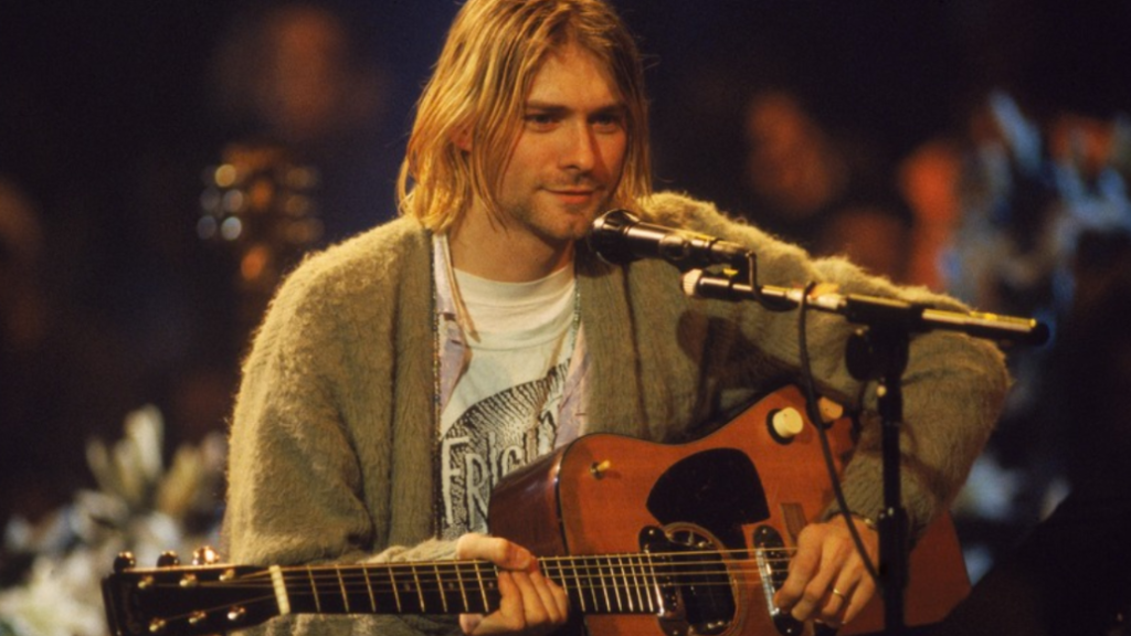 2021-12-16_07_56_08_cobain_mtv_nirvana-1604064564087-png-1639637793059.png--nirvana__mtv_unplugged_in_new_york__ecco_perche_secondo_la_band_avrebbe_potuto_essere_un_disastro