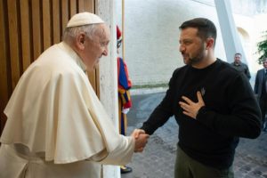 Avvenire_papaFrancesco&Zelensky