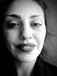 IRE BLACK AND WHITE
