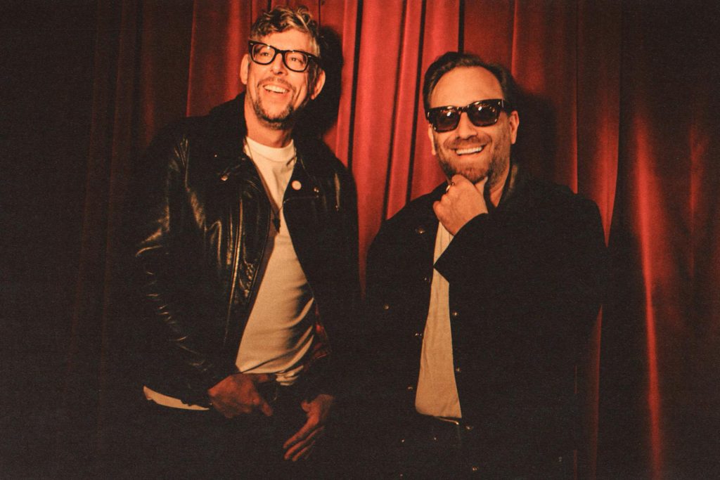 THE BLACK KEYS