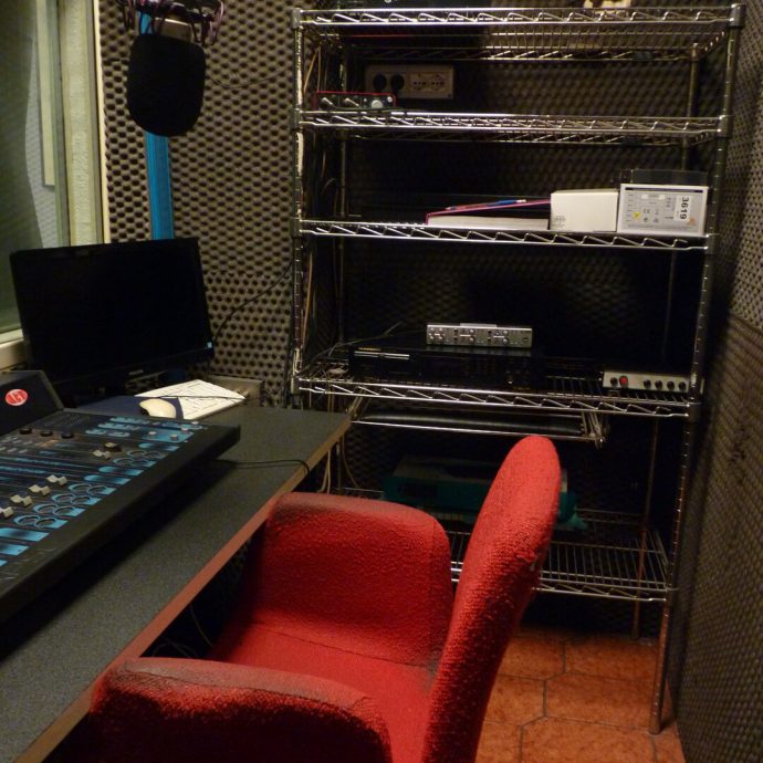 20251124-191748_Radio