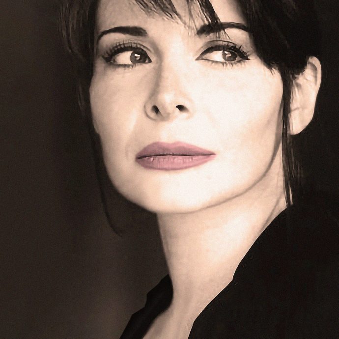 Mariangela D'Abbraccio (4) (1) (1)