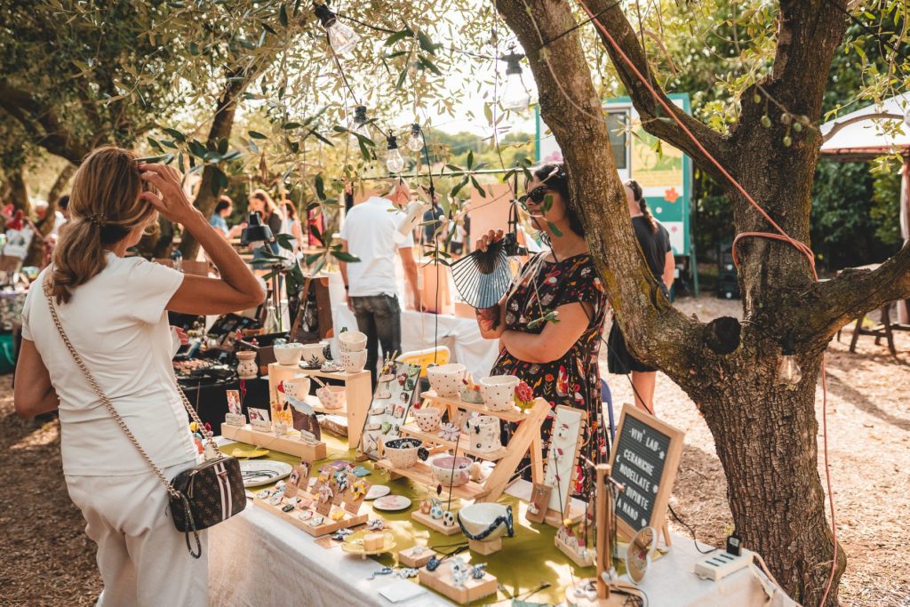 Bonfire Market 9
