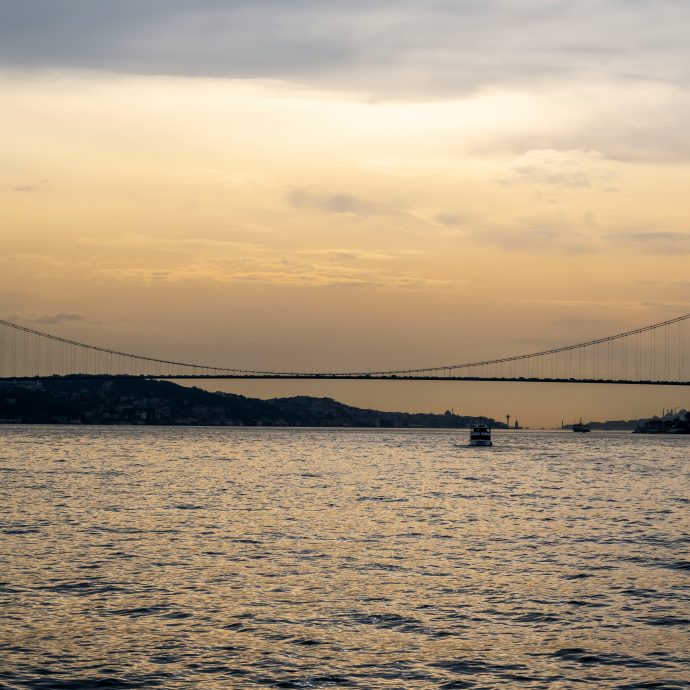 tarik-sami-nPWAd8gB6GQ-unsplash