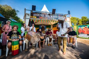 RS26_0817_SHOUSE OF RASTAFARI_008_LV