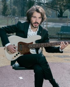 Youssef De Luna_guitar