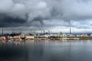 Ex Ilva: continua la trattativa con Jindal in vantaggio, ma per salute e occupazione le notizie non sono buone