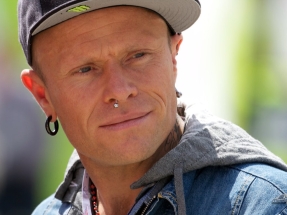 Keith Flint: il volto contorto dei rave, il cuore pulsante dei Prodigy
