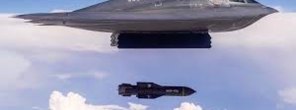 “Mamma America” risolve i conflitti con le bombe, così che lo possano fare tutti
