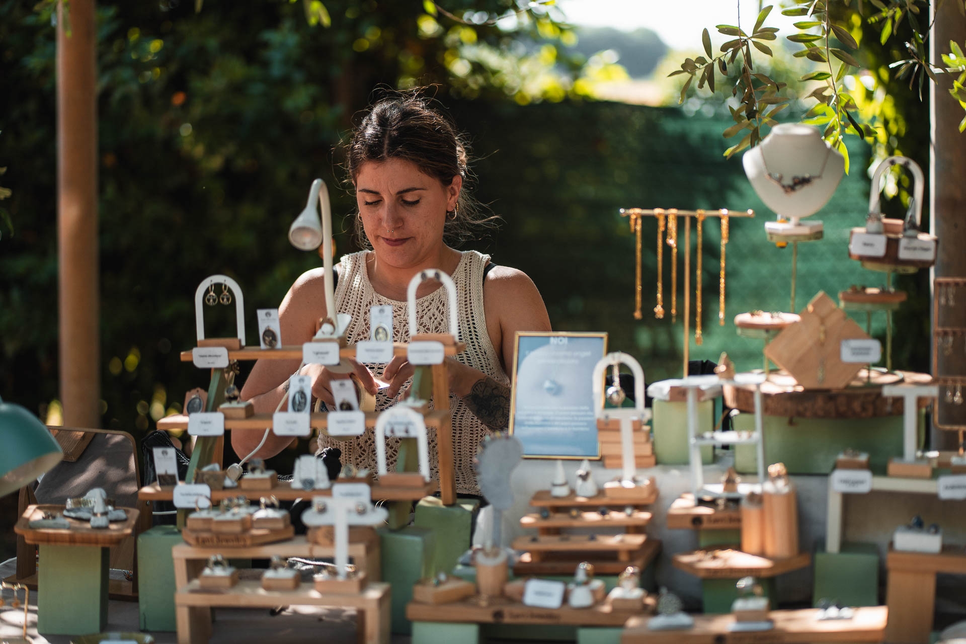 Bonfire Market torna alla Caffarella: artigianato, natura e un viaggio nella cosmesi nell’antica Roma