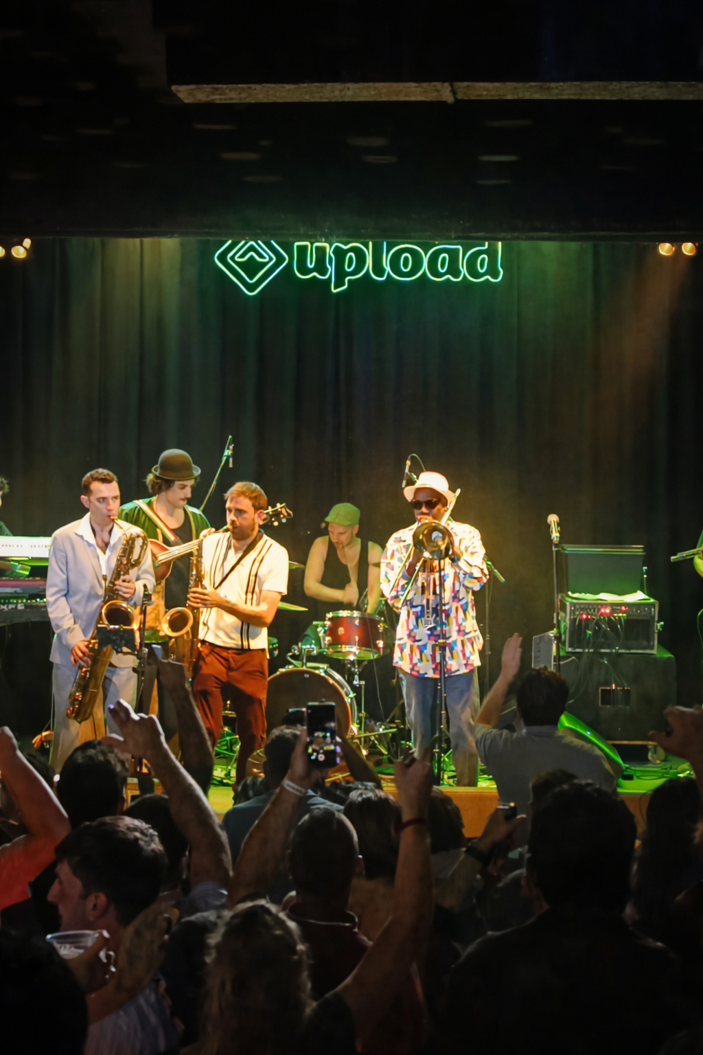 VIN GORDON IN CONCERTO ALLA SALA UPLOAD: UNA NOTTE DI SKA, REGGAE E STORIA VIVA A BARCELLONA
