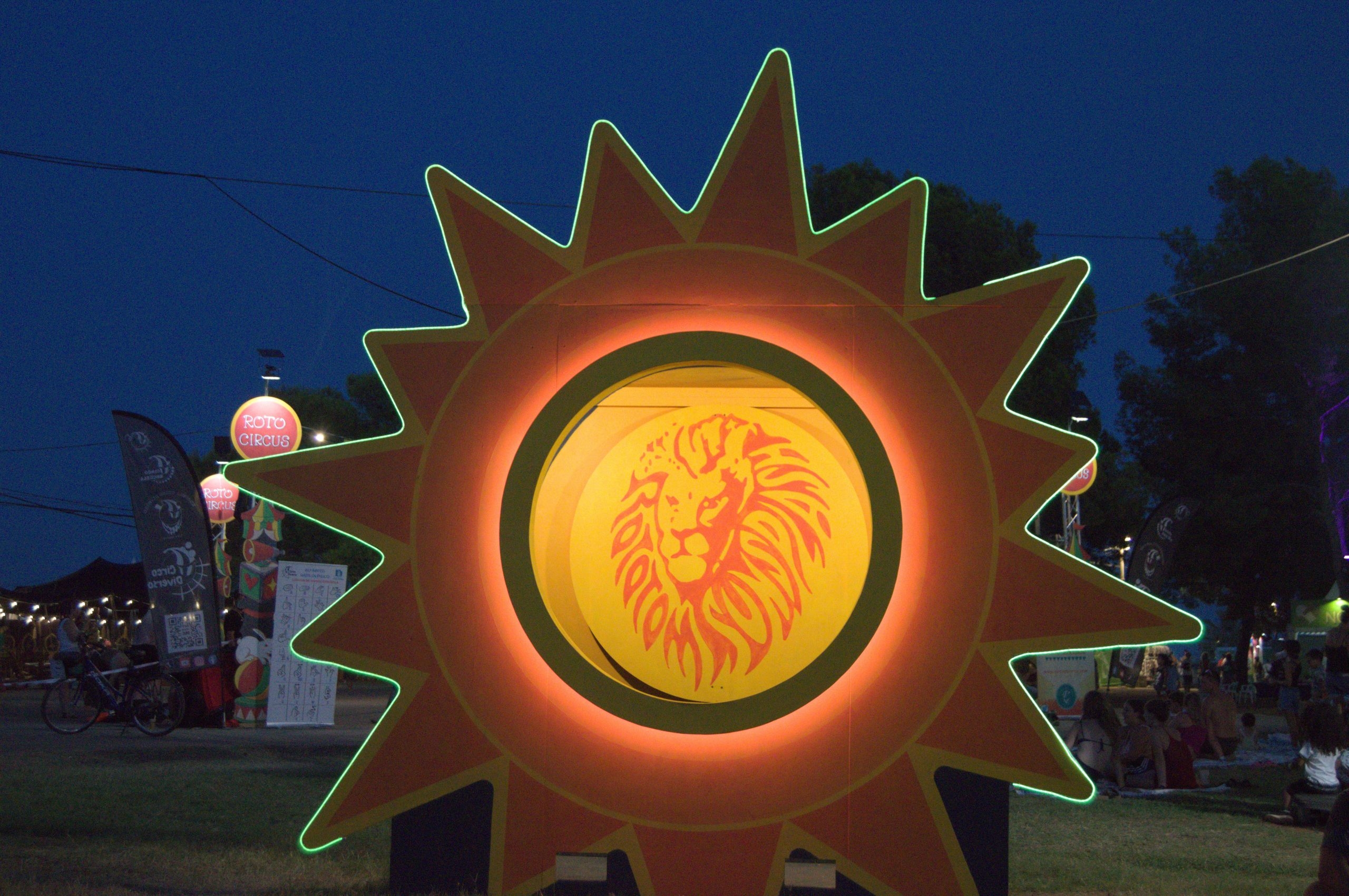 🌍🔥 ROTOTOM SUNSPLASH 2026 | DÍA 5 | IL PUEBLO, LA PIOGGIA E LA LUNA: LA ROTOTOM CITY RESPIRA | REPORTAGE A CURA DI NARRADOR CALLEJERO