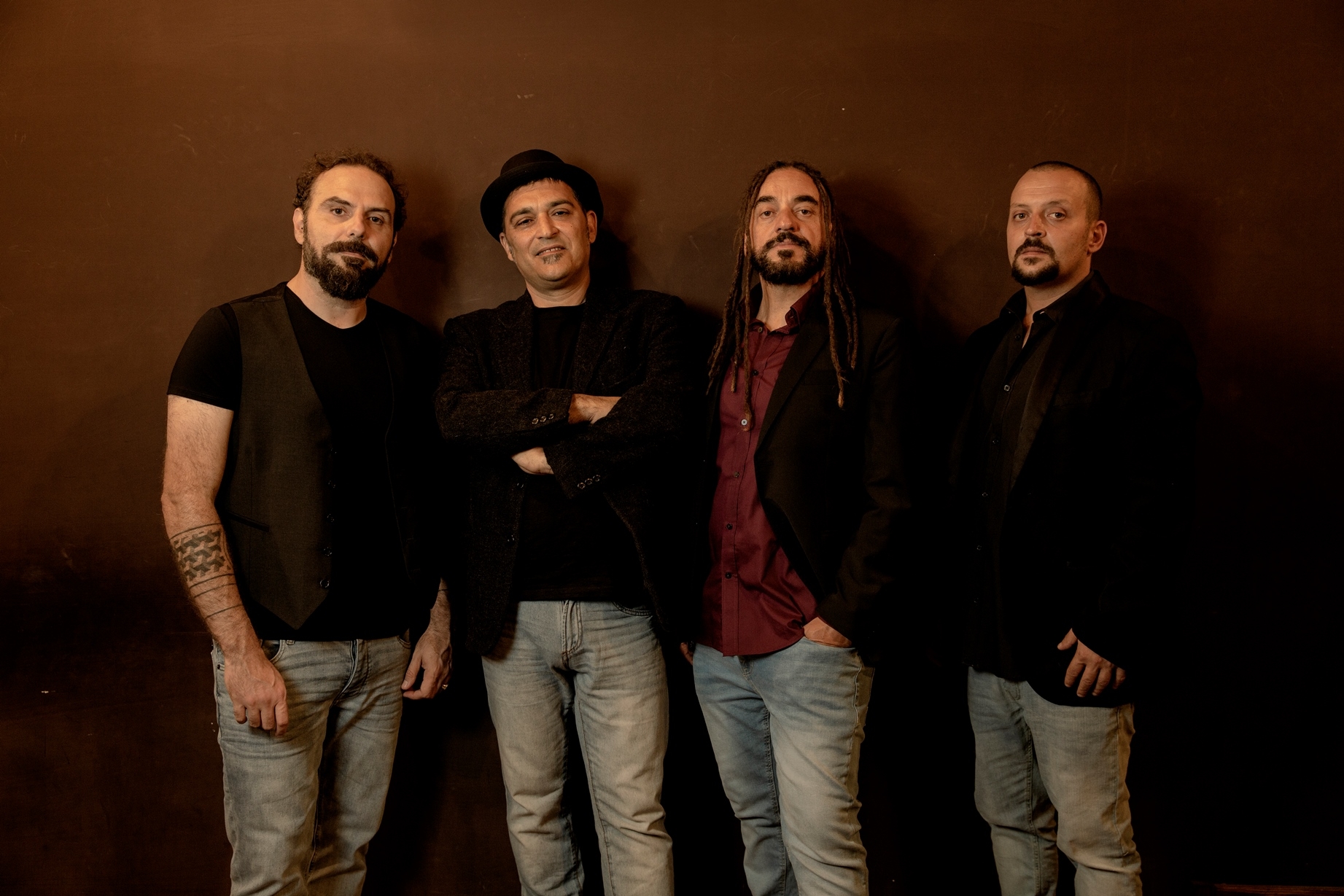 Il ritorno dei Radici nel Cemento con il nuovo singolo Se resto solo