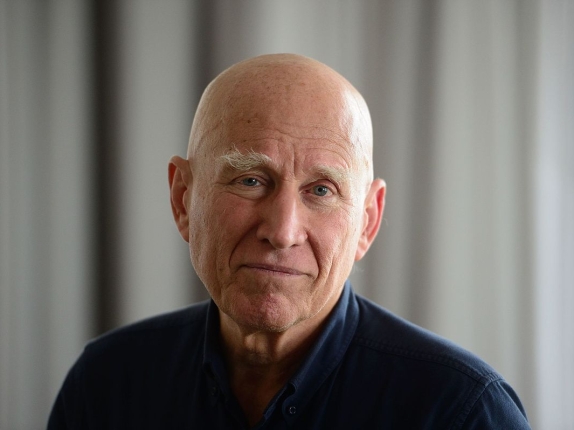 Morto a 81 anni Sebastião Salgado, il fotografo brasiliano che ha raccontato l’umanità