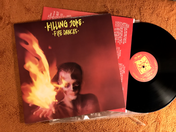 Killing Joke: 42 anni fa usciva “Fire Dances”