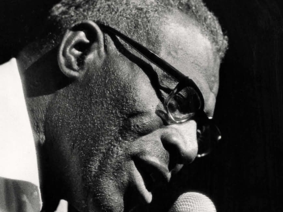 La leggenda del blues Howlin’ Wolf e la sua “Little Red Rooster”