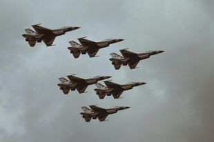 Bilancio del vertice NATO ad Ankara: trucchi contabili, una UE armata, e il baratro della guerra permanente