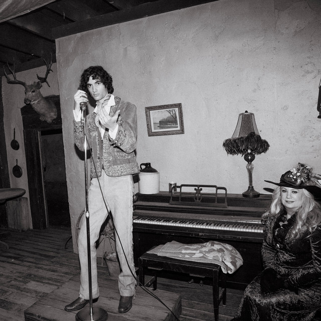 KATZENJAMMER con MIRO BARSA